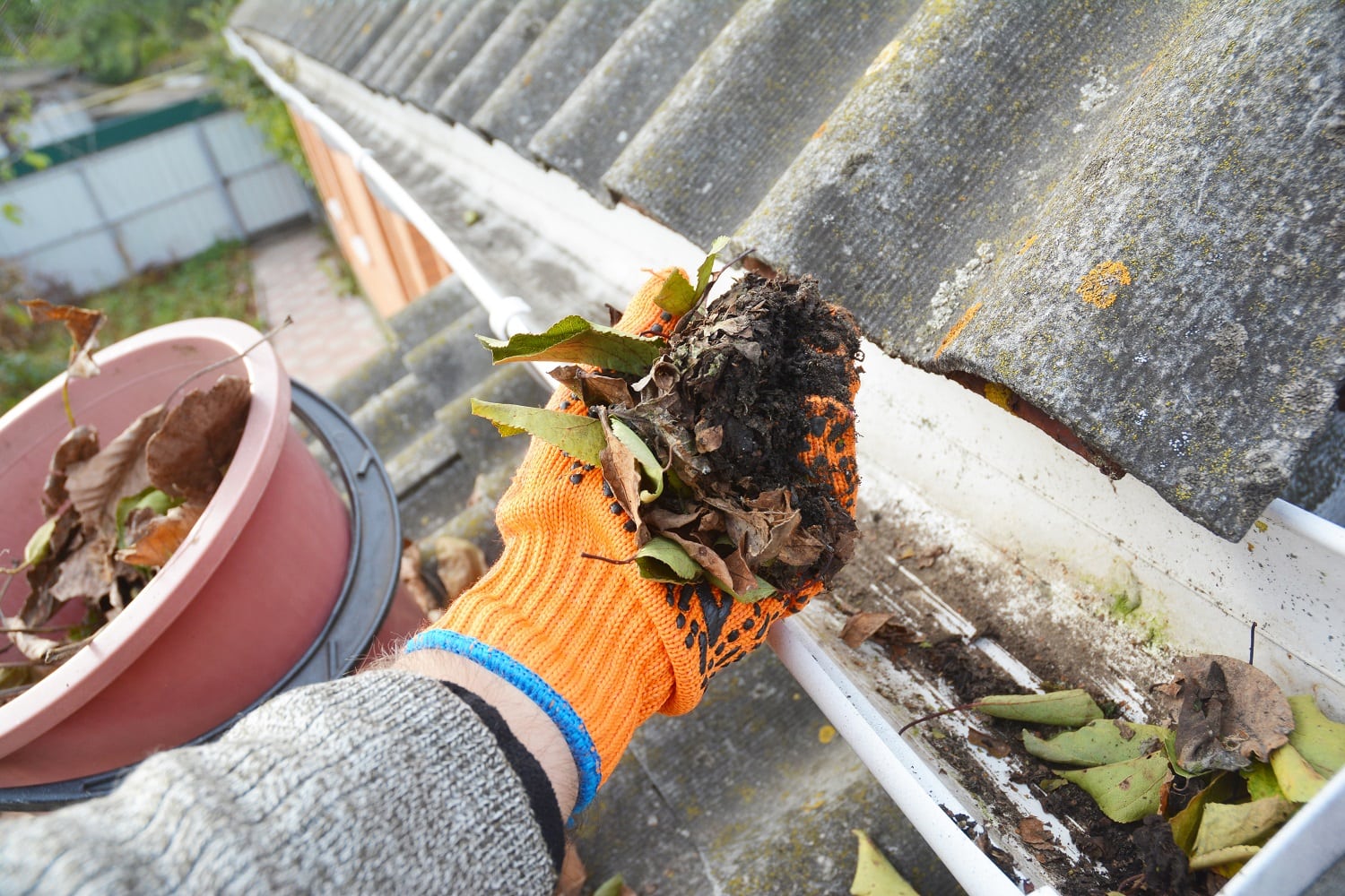 How to Clean Your Gutters