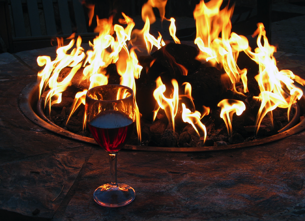 4 Fire Pit Safety Tips to Remember